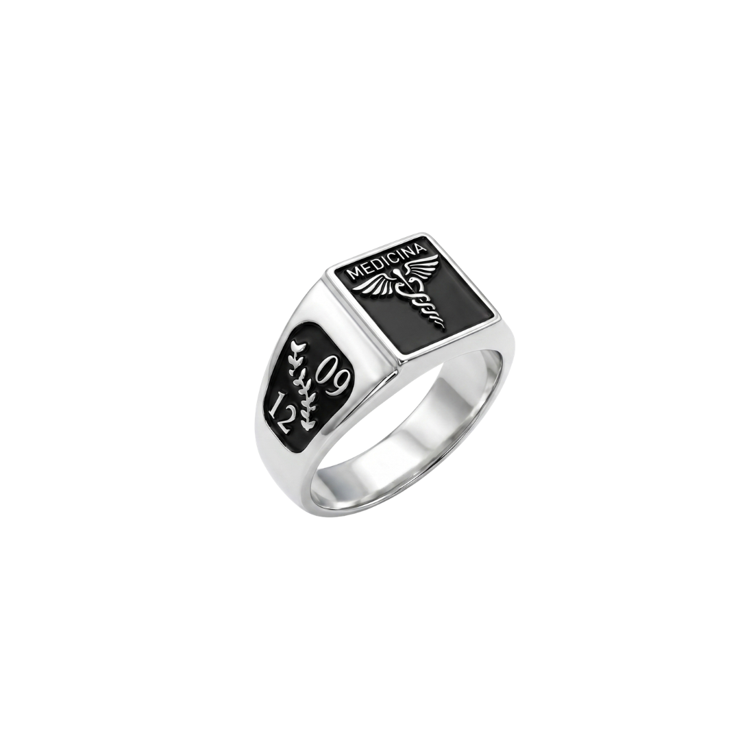 Anillo de Graduación Cuadrado Clásico